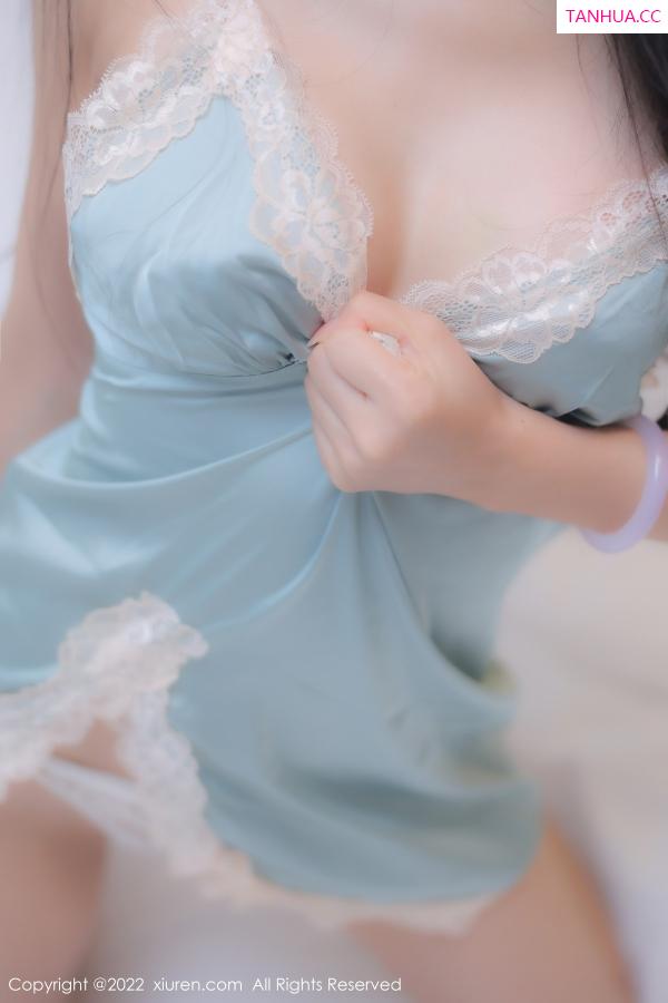   [XiuRen]高清写真图 2022.12.01 No.5936 苏苏阿 睡衣美腿第66张图片